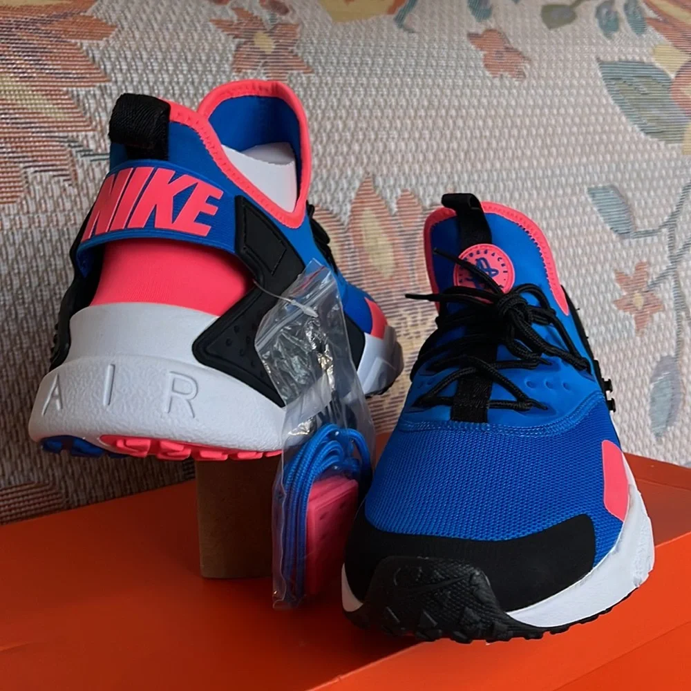 NIKE Men’s AIR HUARACHE DRIFT
BLUE NEBULA/BLACK
AH7334 403 Sneakers Athletic - Picture 10 of 16